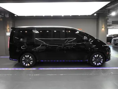 Hyundai Staria 2022, 111212 км, за 25000000 KRW