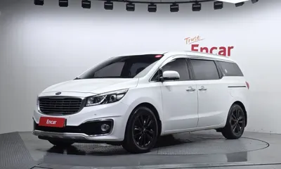 Kia Canival · 2015 год