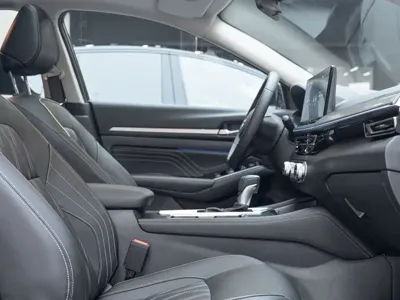 Nissan Teana 2023, 38000 км, за 125800 CNY - фото 17