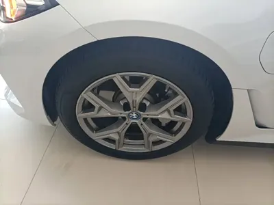 BMW i3 2024, 56700 км, за 136400 CNY - фото 23