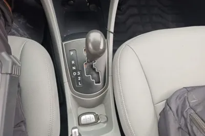 Hyundai Verna (older generation) 2014, 153300 км, за 33961.86 CNY - фото 16