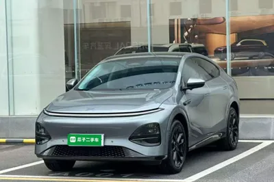 Xpeng G6 · 2025 год