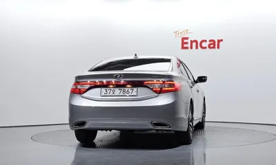 Hyundai Grandeur 2011, 68052 км, за 5900000 KRW