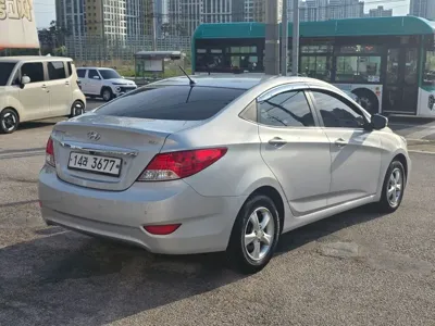 Hyundai Accent 2011, 107518 км, за 3800000 KRW