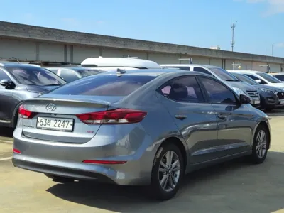 Hyundai Avante 2017, 114748 км, за 9300000 KRW - фото 19