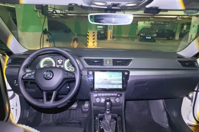 Skoda Superb 2018, 127100 км, за 49240.61 CNY - фото 10