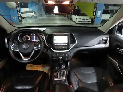 Jeep Cherokee 2017, 184467 км, за 8900000 KRW - фото 5