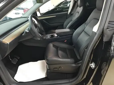 Tesla Model Y 2023, 56400 км, за 184100 CNY - фото 15