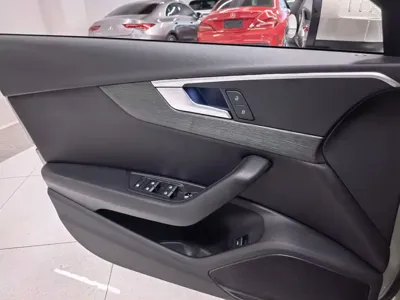 Audi A4L 2017, 120000 км, за 69800 CNY - фото 14