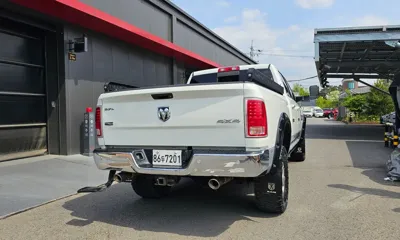 Dodge Ram Pick Up 2017, 128113 км, за 37770000 KRW