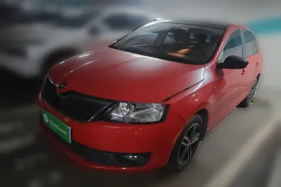Skoda Rapid Spaceback · 2014 год