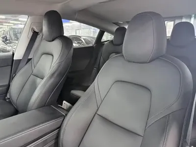 Tesla Model 3 2023, 35000 км, за 148800 CNY - фото 9