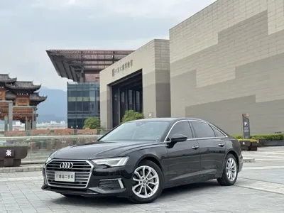 Audi A6L · 2021 год