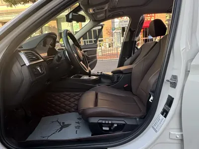 BMW 3 Series 2019, 73000 км, за 109800 CNY - фото 11