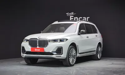 BMW X7 · 2022 год