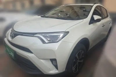 Toyota RAV4 · 2019 год