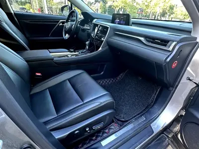 Lexus RX 2017, 76000 км, за 125800 CNY - фото 9