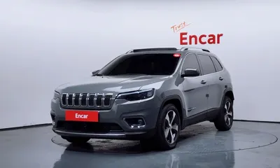 Jeep Cherokee · 2021 год