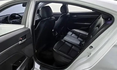 Hyundai Avante 2016, 164336 км, за 5890000 KRW - фото 11
