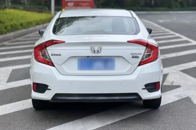 Honda Civic 2019, 47600 км, за 80281.39 CNY - фото 6