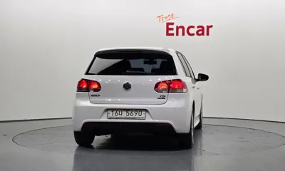 Volkswagen Golf 2013, 101342 км, за 5170000 KRW