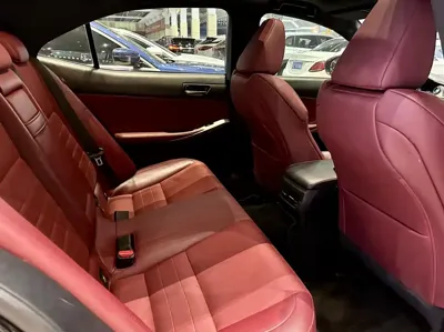 Lexus IS 2018, 110000 км, за 136800 CNY - фото 7
