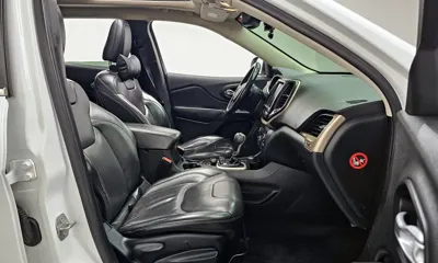Jeep Cherokee 2016, 178385 км, за 5200000 KRW - фото 11