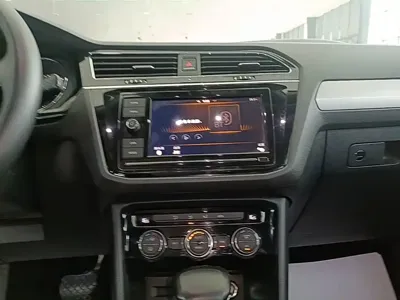 Volkswagen Tiguan L 2018, 106000 км, за 62900 CNY - фото 13