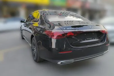 Mercedes-Benz E-Class 2025, 3300 км, за 312575.82 CNY