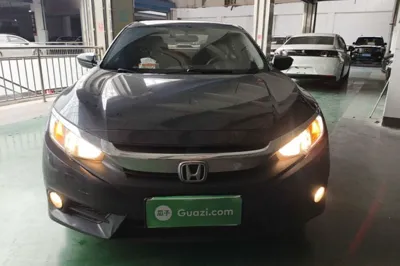 Honda Civic 2016, 80300 км, за 65104.15 CNY - фото 2