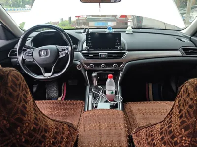 Honda Accord 2018, 140700 км, за 94661.72 CNY - фото 18