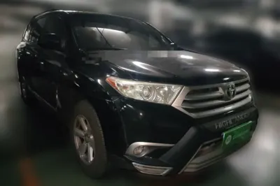 Toyota Highlander 2012, 171900 км, за 42796.39 CNY