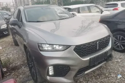 WEY VV7 2017, 105400 км, за 43060.13 CNY