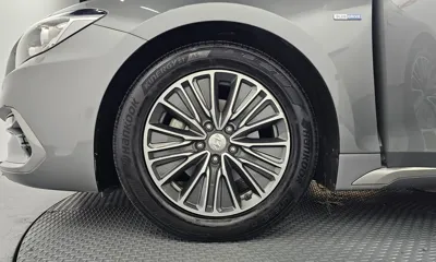 Hyundai Grandeur 2018, 53478 км, за 17500000 KRW - фото 5