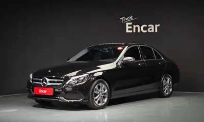Mercedes-Benz C-Class · 2017 год
