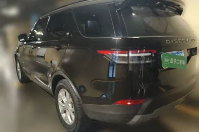 Land Rover Discovery 2017, 103100 км, за 201525.8 CNY