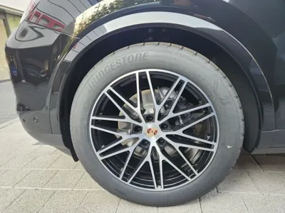 Porsche Cayenne 2026, 6600 км, за 156000000 KRW - фото 12