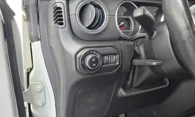 Jeep Wrangler 2022, 73793 км, за 38500000 KRW - фото 28