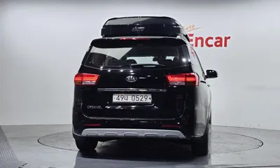 Kia Canival 2017, 148912 км, за 10500000 KRW