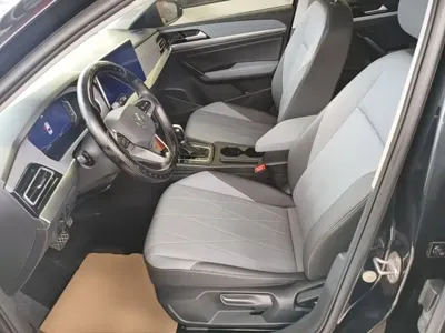 Volkswagen Lavida 2023, 60500 км, за 61000 CNY - фото 15
