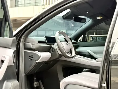 Nio EC6 2023, 60000 км, за 151600 CNY