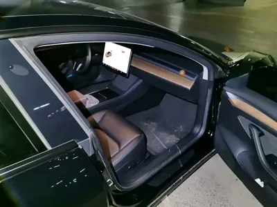 Tesla Model 3 2021, 52400 км, за 126600 CNY - фото 20