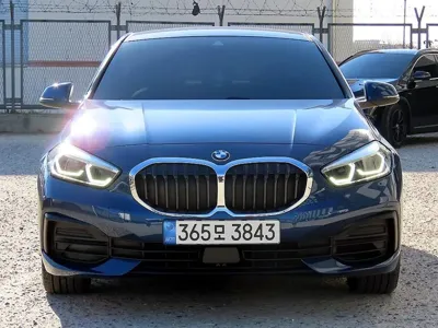 BMW 1-Series · 2022 год