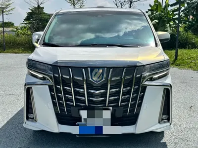 Toyota Alphard 2023, 80000 км, за 618000 CNY