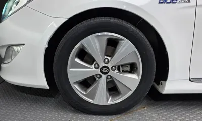 Hyundai Sonata 2012, 93560 км, за 6990000 KRW - фото 5
