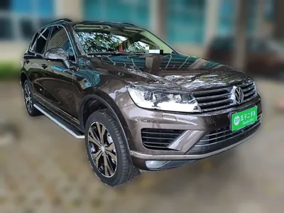 Volkswagen Touareg 2017, 94400 км, за 128950.68 CNY