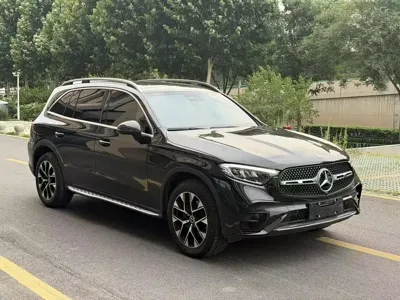 Mercedes-Benz GLC 2023, 35000 км, за 253600 CNY