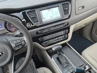 Kia Canival 2018, 92000 км, за 12500000 KRW - фото 13