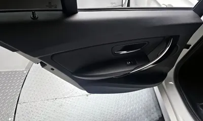 BMW 3-Series 2017, 75967 км, за 14500000 KRW - фото 25