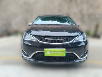Chrysler Grand Voyager PHEV 2019, 27799 км, за 148888.57 CNY - фото 2